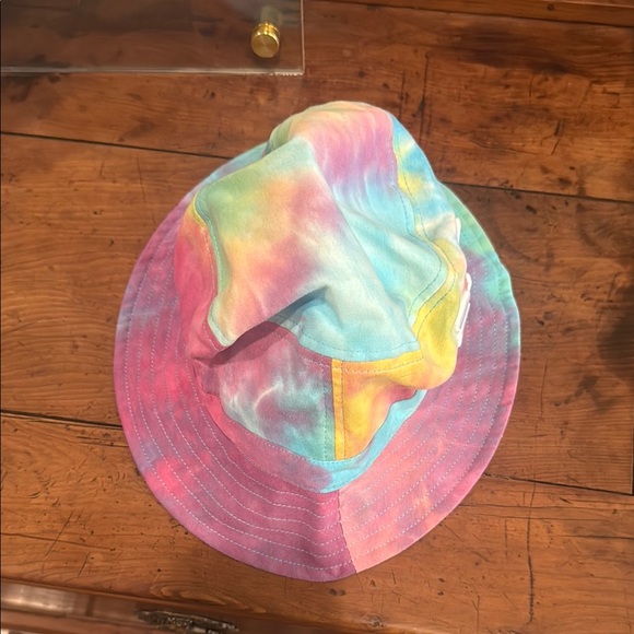 NWOT Fila Vibrant Blue and Pink Tie-Dye Hat - Picture 6 of 11